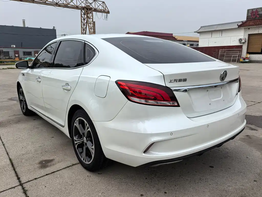 MG6 20 T Auto Luxury Connected CN-V