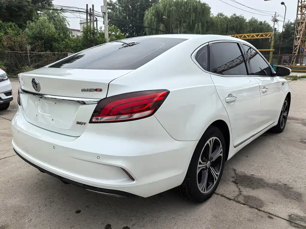 MG6 20 T Auto Luxury Connected CN-V