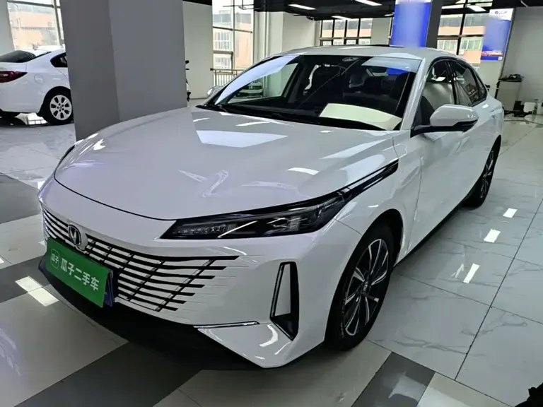 Changan Eado 1.5 T GDI Auto Distinguished