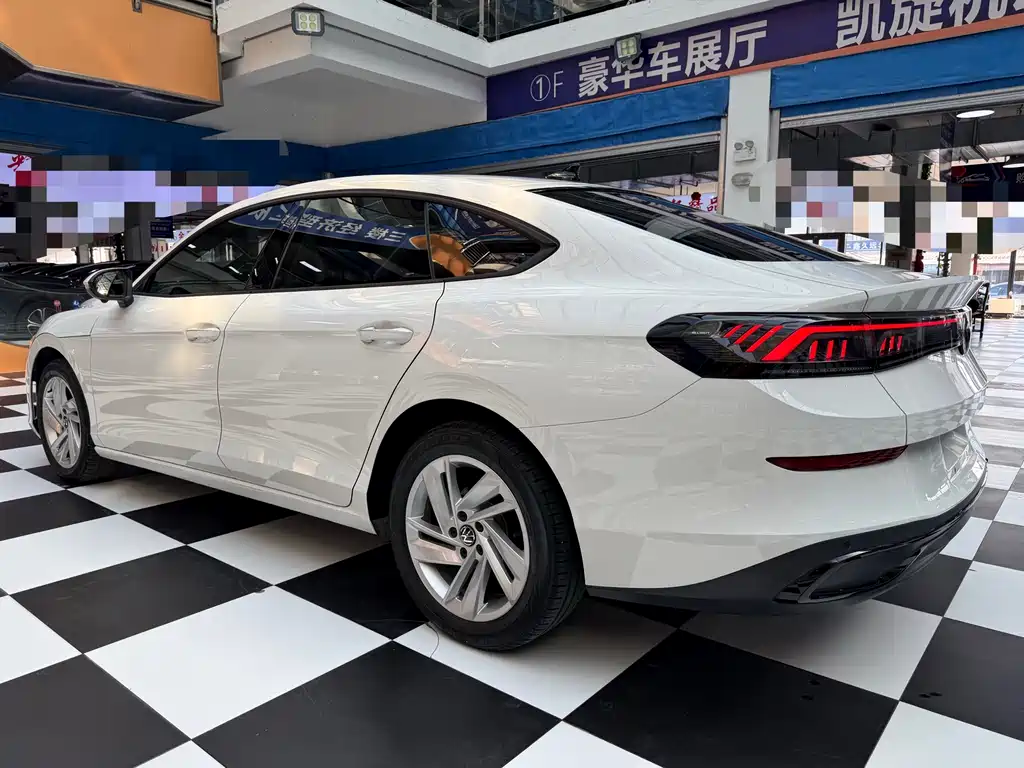Lamando Lamando L 280 TSI DSG Dazzle Hot
