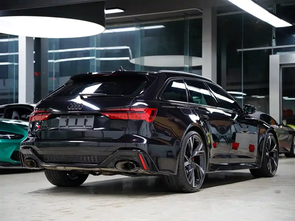 Audi RS 6 RS 6 4.0 T Avant