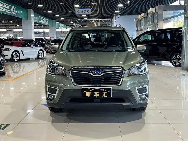 Subaru Forester 2.0 i Luxury EyeSight