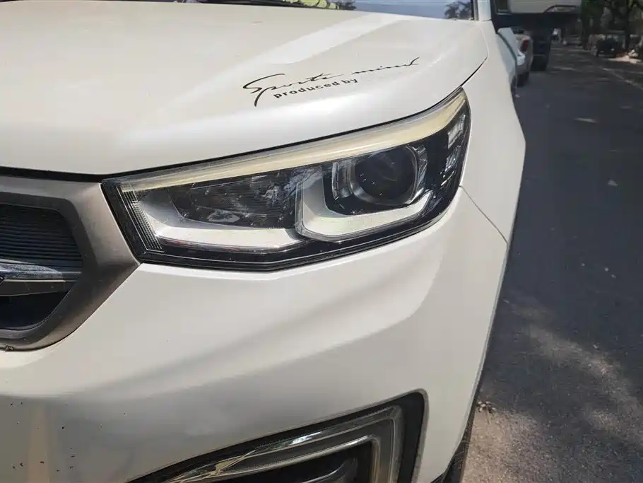 Changan CS55 1.5 T Manual Vivid Color