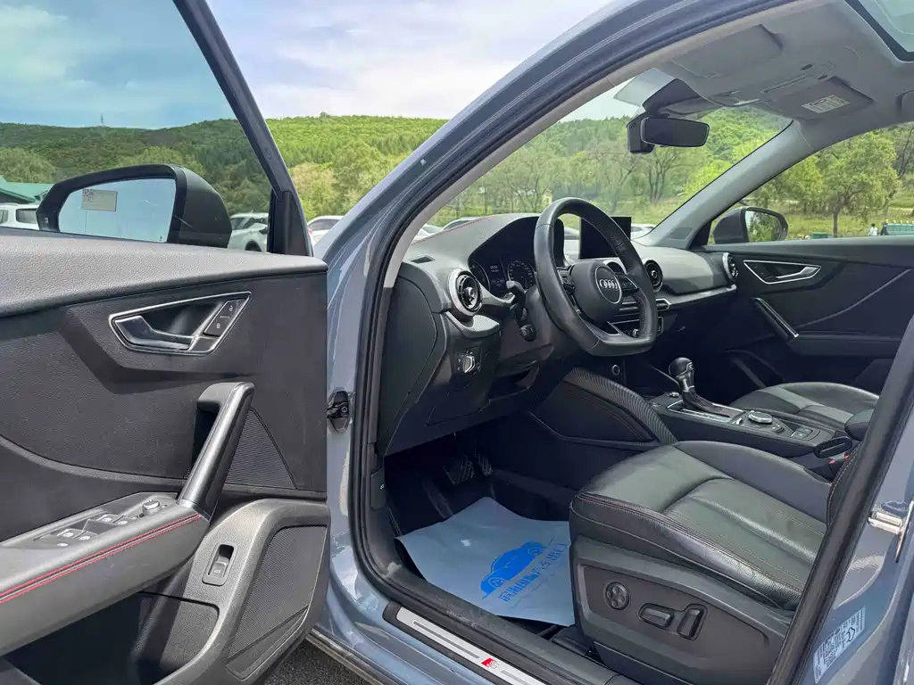 Audi Q2 L 35 TFSI RS Speed Kit