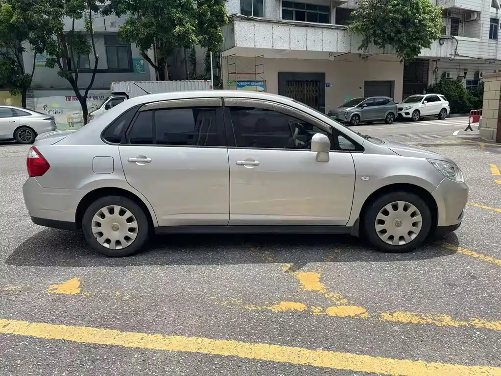 Venucia D50 1.6 L Manual Fashion
