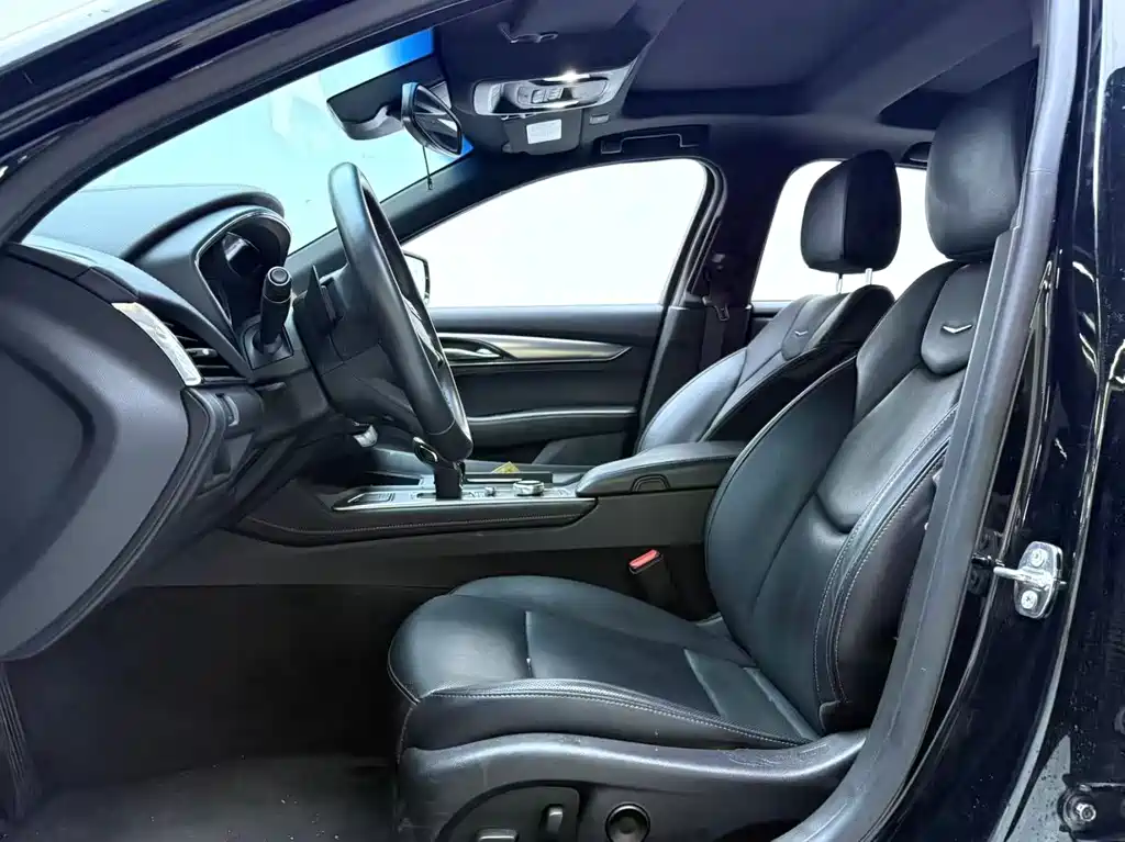 Cadillac CT5 28 T Luxury