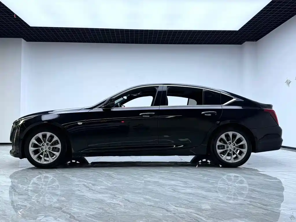 Cadillac CT5 28 T Luxury