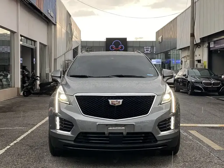 Cadillac XT5 2.0 T 4 WD Platinum