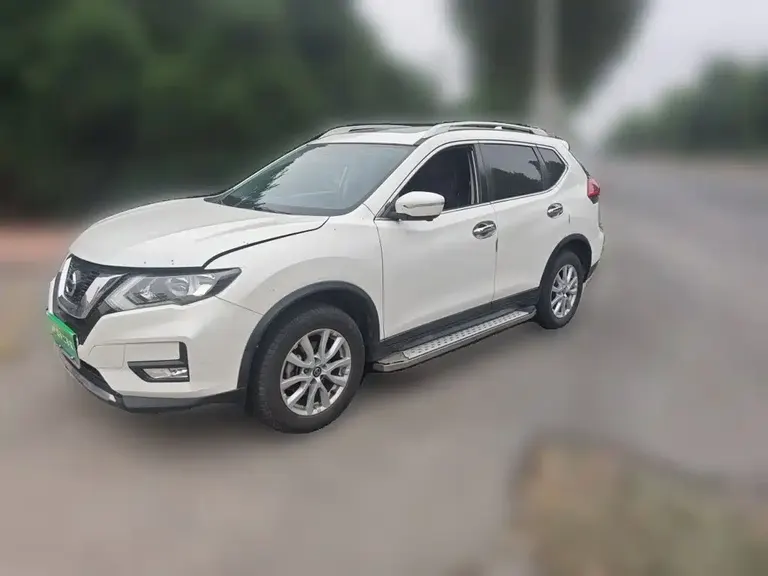 Nissan X-Trail 2.0 L CVT Comfort 2 WD