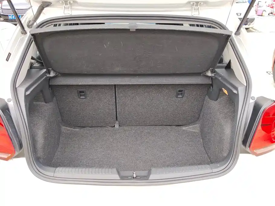 Polo 1.6 L Auto Comfort