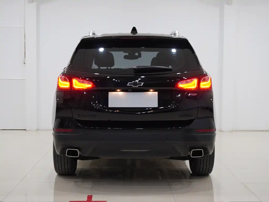 Equinox 探界者 2018款 Redline 550 T 自动四驱捍界版RS