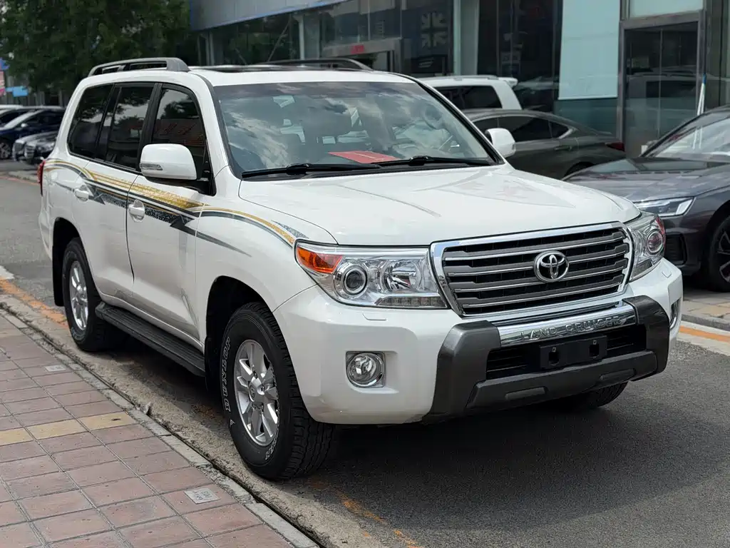 Land Cruiser 4.0 L Auto VX