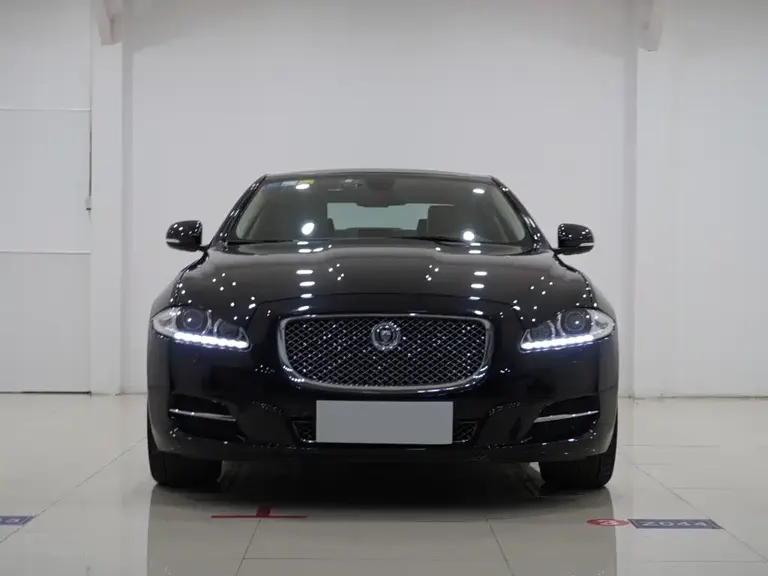 Jaguar XJ XJL 3.0 Panoramic Business