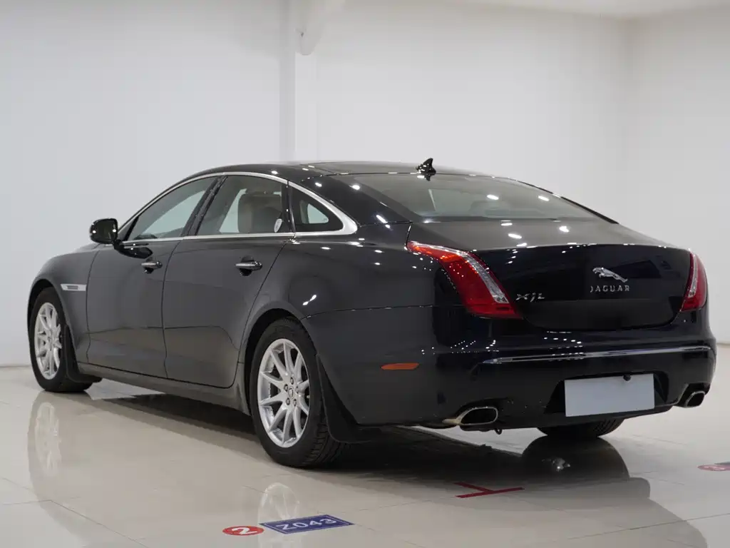 Jaguar XJ XJL 3.0 Panoramic Business