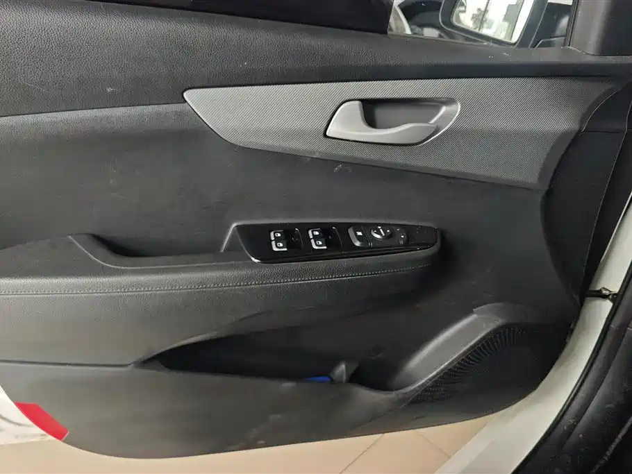 Forte 1.6 L Auto Style CN-VI