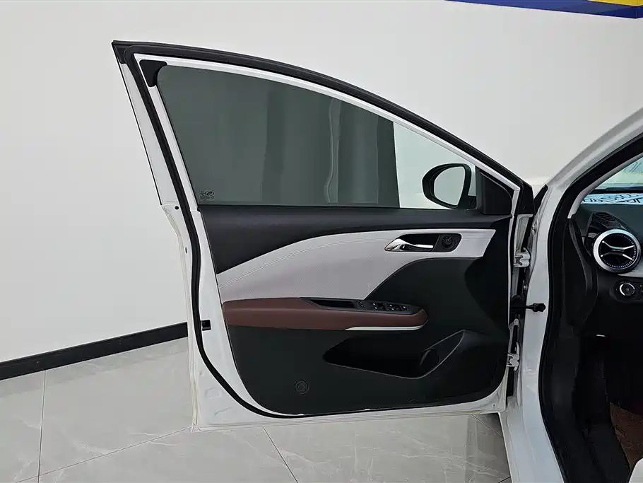 Monza 1.5 L DCT Joy