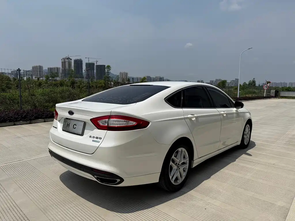Mondeo 1.5 L GTDi180 Fashion