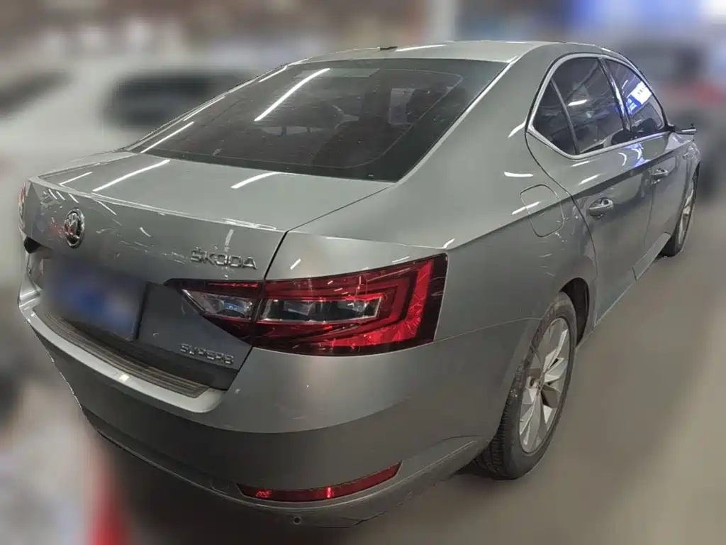 Superb TSI280 DSG Creation