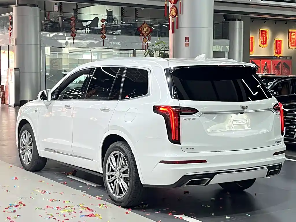 Cadillac XT6 2.0 T 6-seat 4 WD Luxury