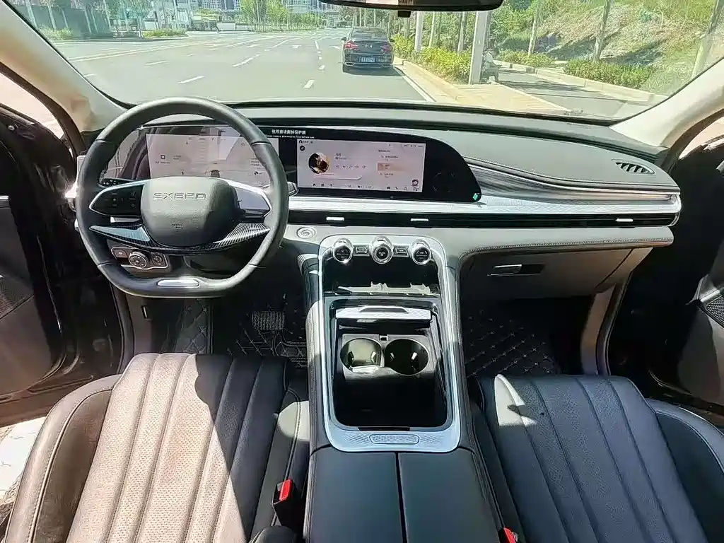 Exeed Lingyun 星途凌云 2024款 300 T 两驱王者版