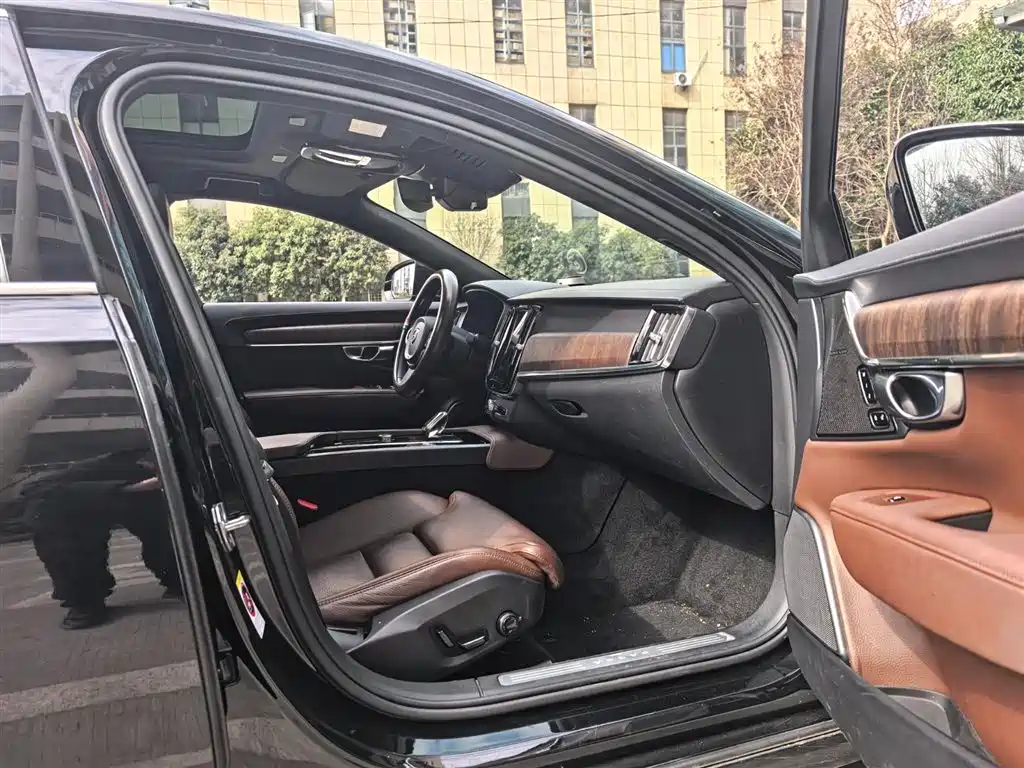 Volvo S90 B5 Smart Vision Luxury