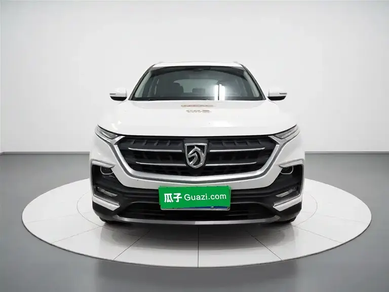 Baojun 530 宝骏530 2019款 1.5 T CVT尊贵型 国V
