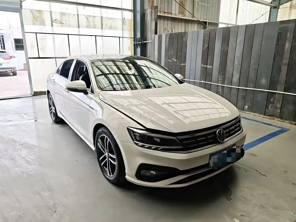 Lamando 280 TSI DSG Comfort