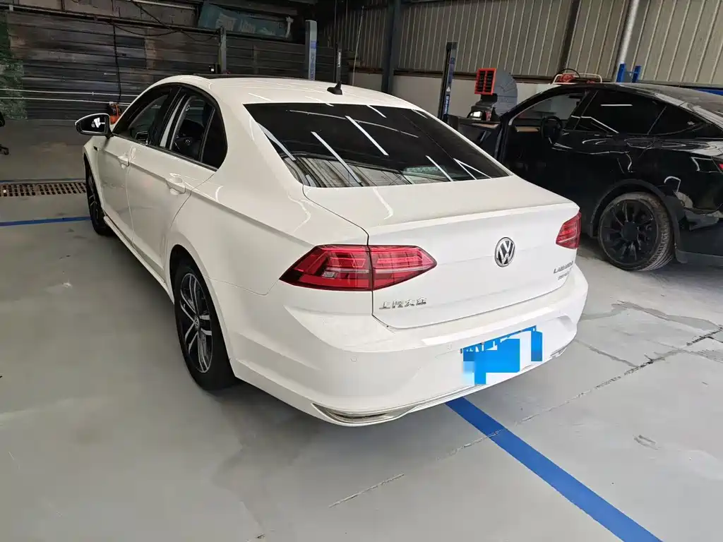 Lamando 280 TSI DSG Comfort