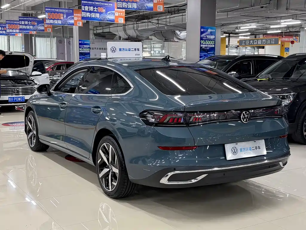 Lamando Lamando L 280 TSI DSG Spicy Cool