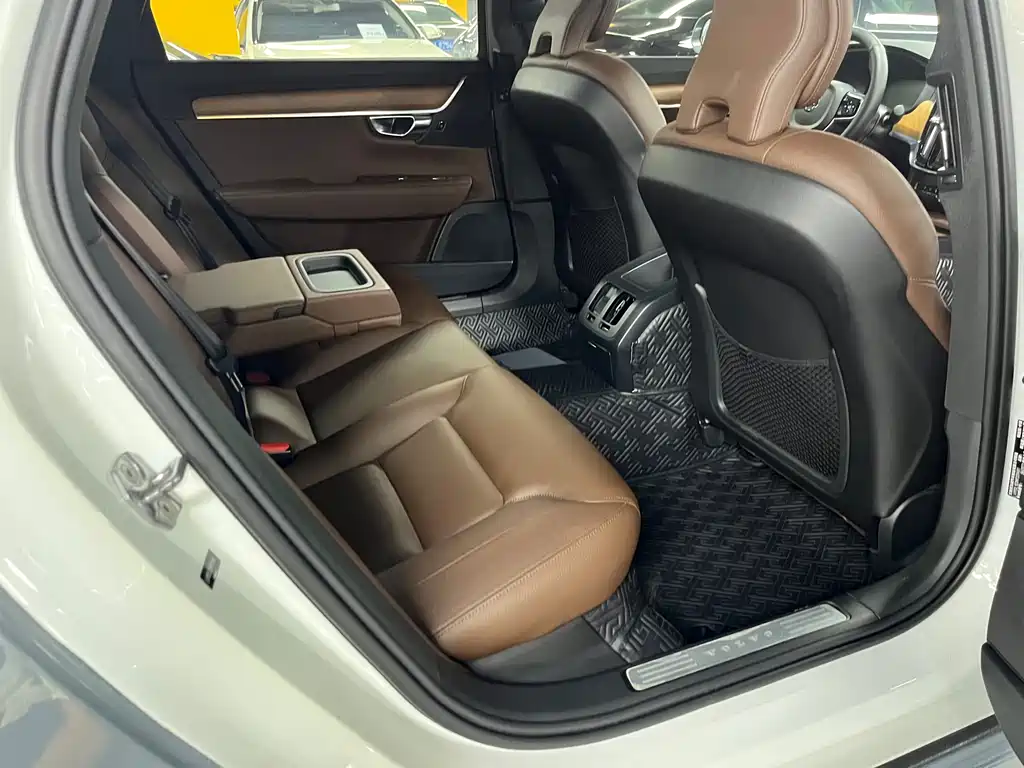 Volvo S90 B5 Smart Ease Luxury