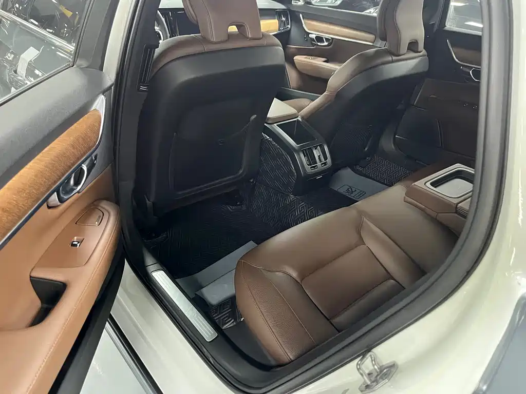 Volvo S90 B5 Smart Ease Luxury