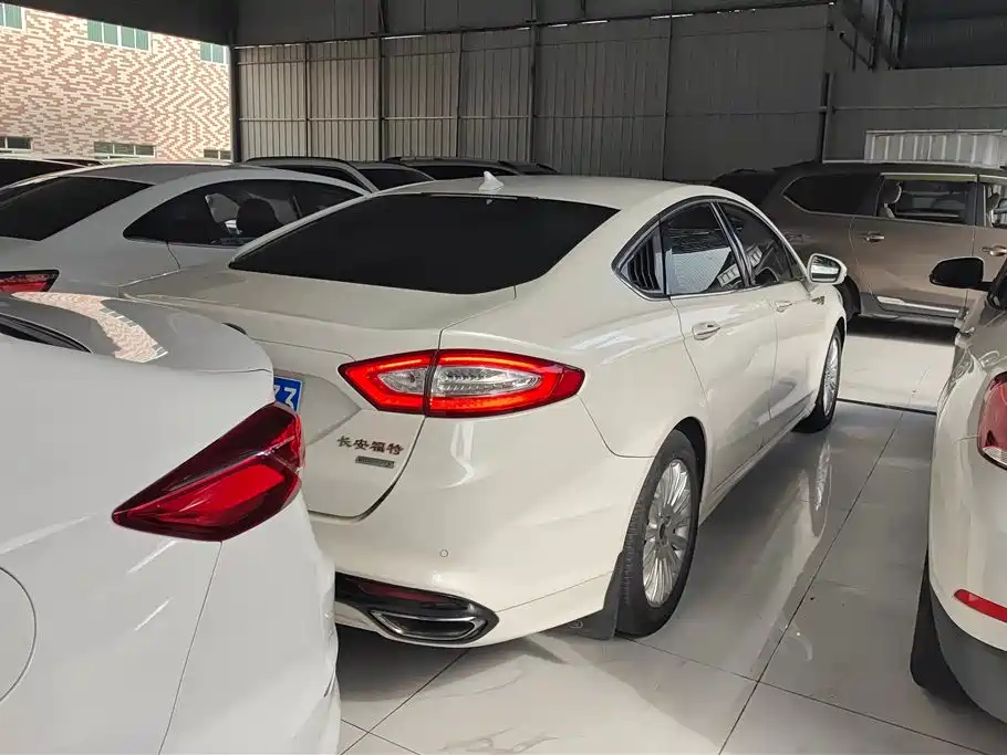 Mondeo 2.0 L GTDi200 Fashion
