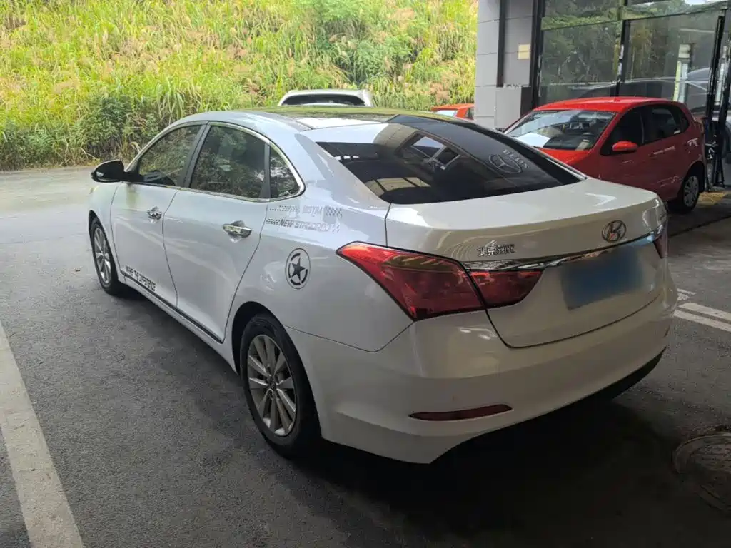 Mistra 1.8 L Auto Intelligent GLS