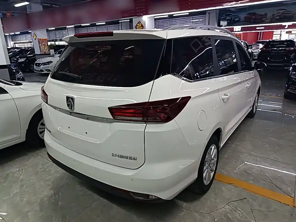 Baojun 360 1.5 L Auto Elite CN-V