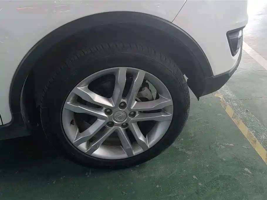 Changan CS35 1.6 L Manual Luxury
