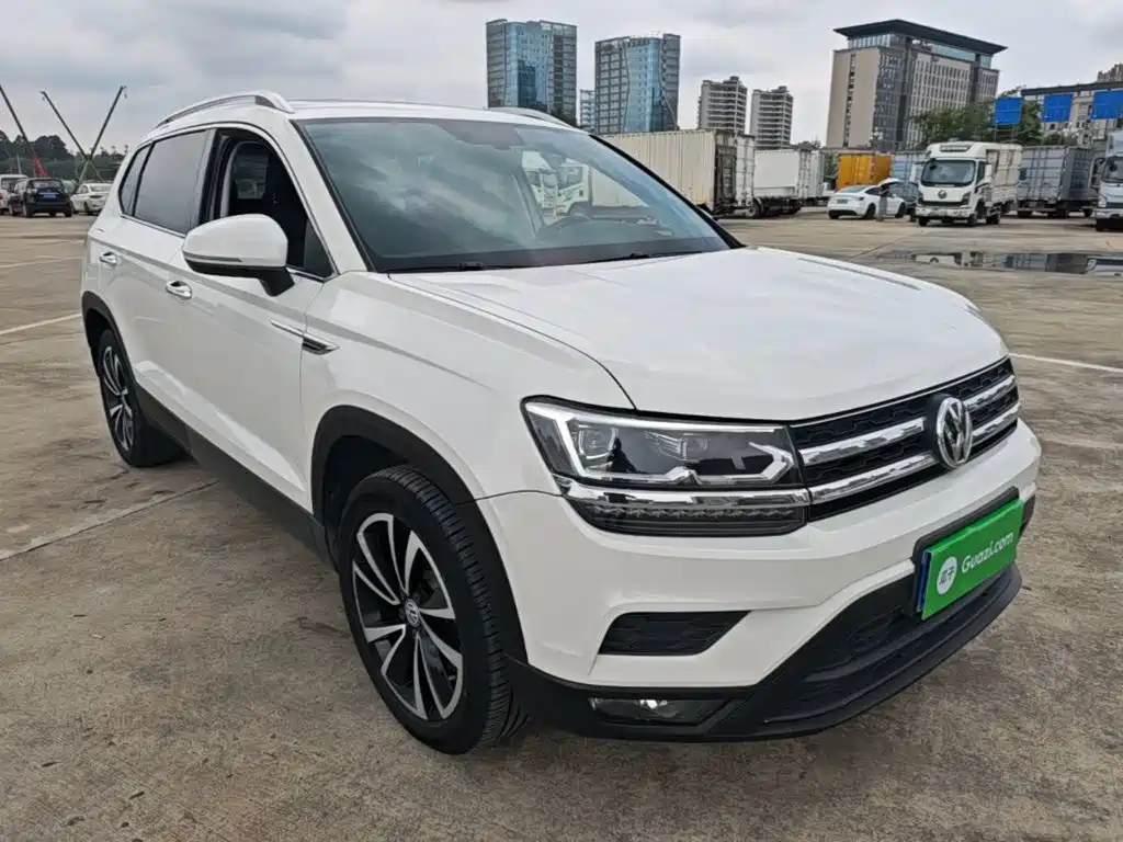 Tharu 280 TSI 2 WD Luxury CN-VI