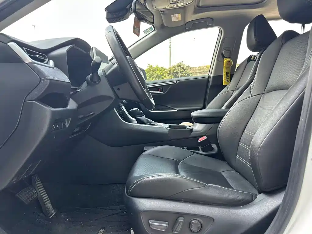 Wildlander 威兰达 2020款 2.0 L CVT两驱尊贵版