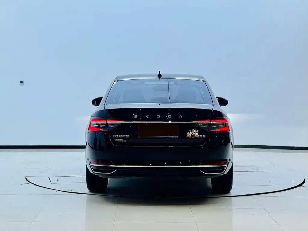 Superb TSI280 DSG Premium
