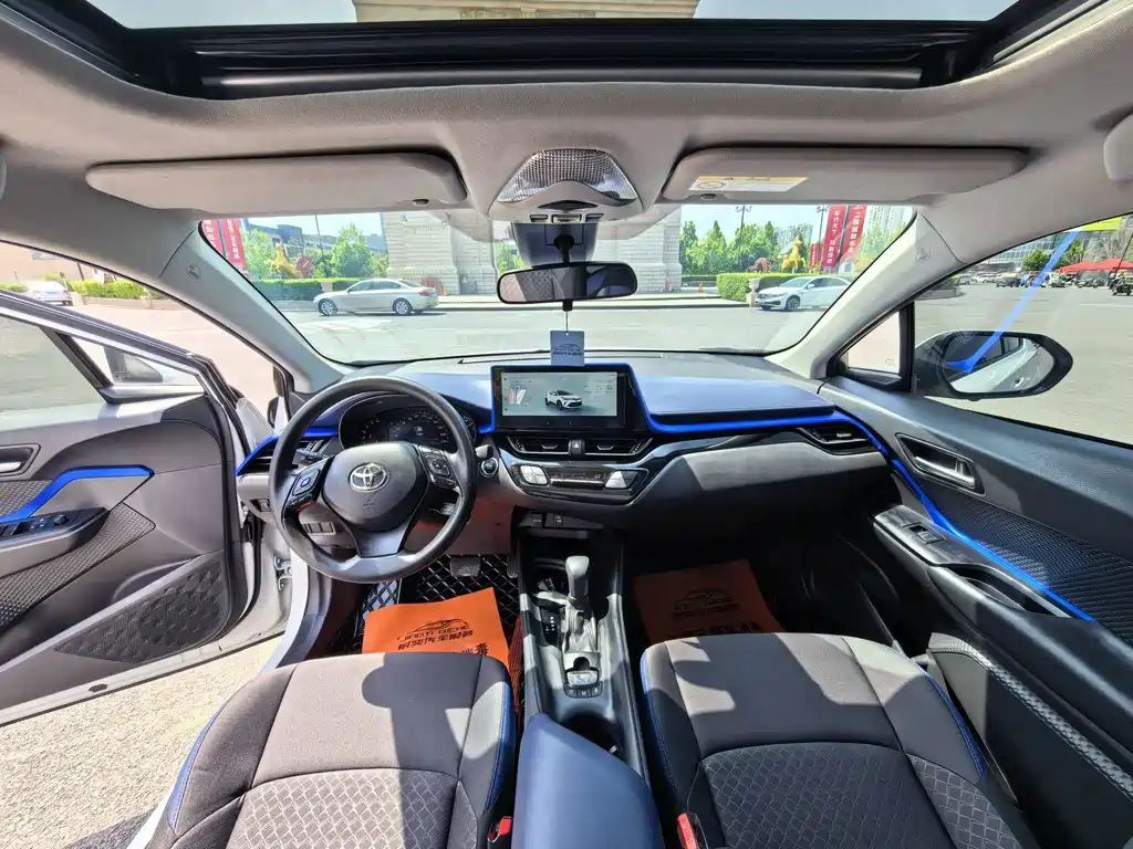 Toyota C-HR 2.0 L Comfort