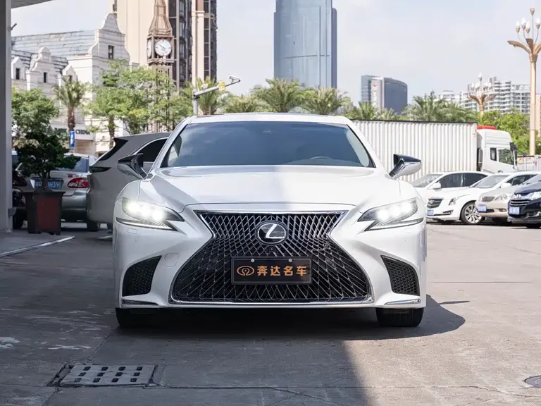 Lexus LS 350 Outstanding CN-V