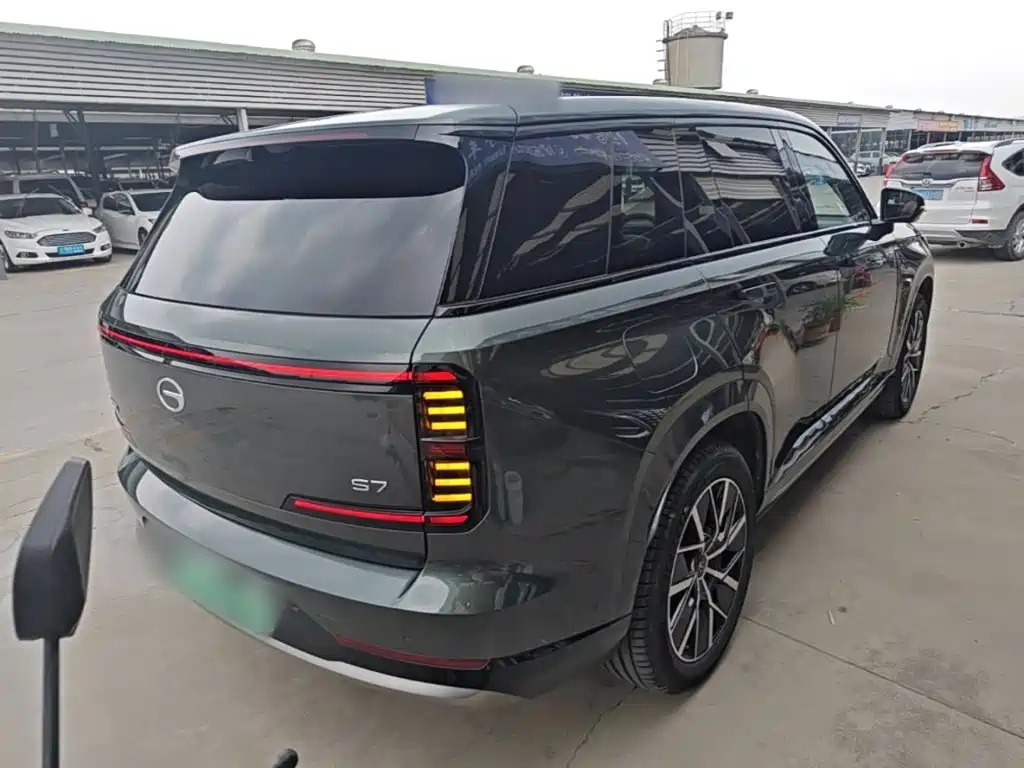 Trumpchi Xiangwang S7 180 km Ultra 4 WD Lidar