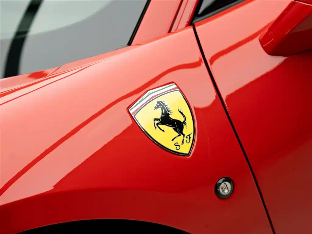 Ferrari F8 Tributo 3.9 T V8
