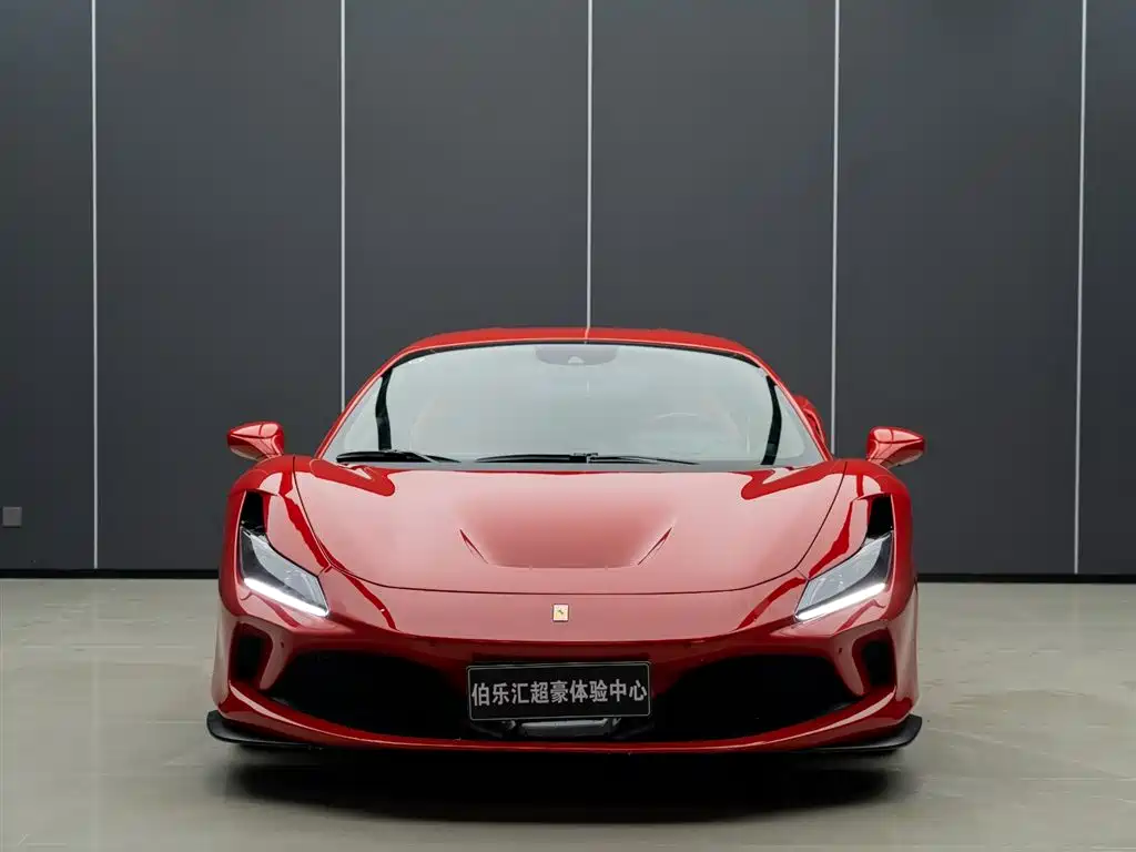 Ferrari F8 Tributo 3.9 T V8