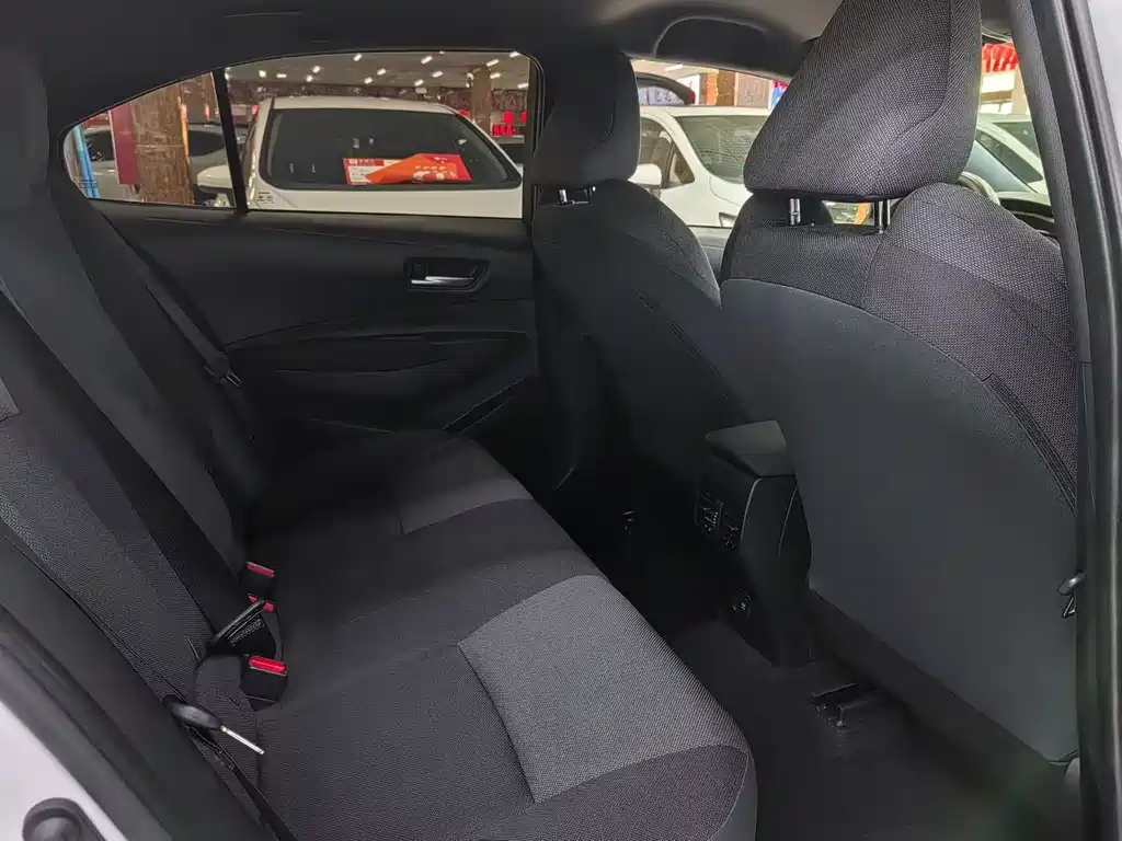 Levin Dual Engine 1.8 H E-CVT Progressive
