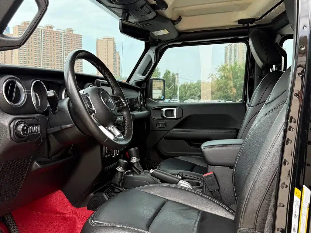 Wrangler 2.0 T Sahara 4-door CN-VI