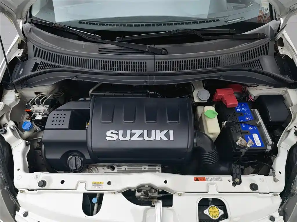 Swift 1.5 L Manual Fashion