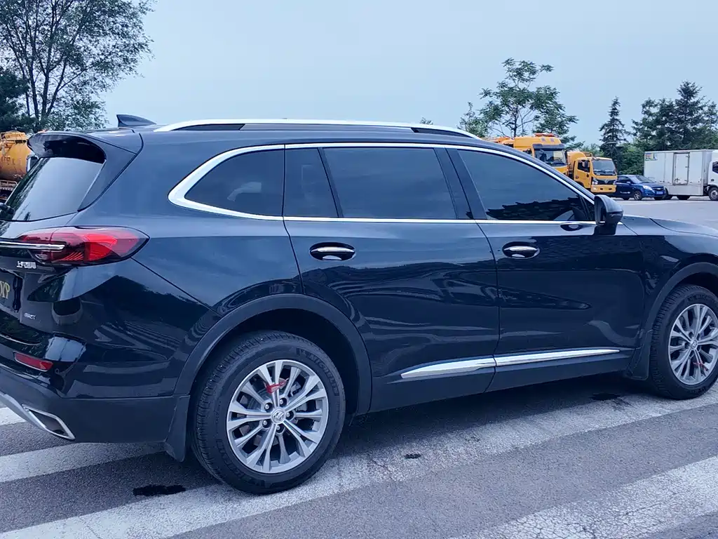 Envision Plus Envision Plus 652 T 5-seat Luxury