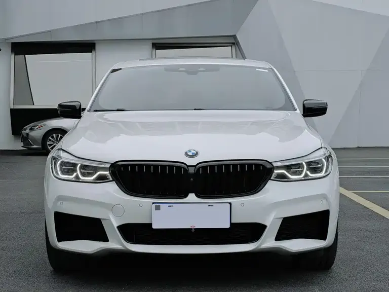 BMW 6 Series GT 640 i xDrive M Sport Package