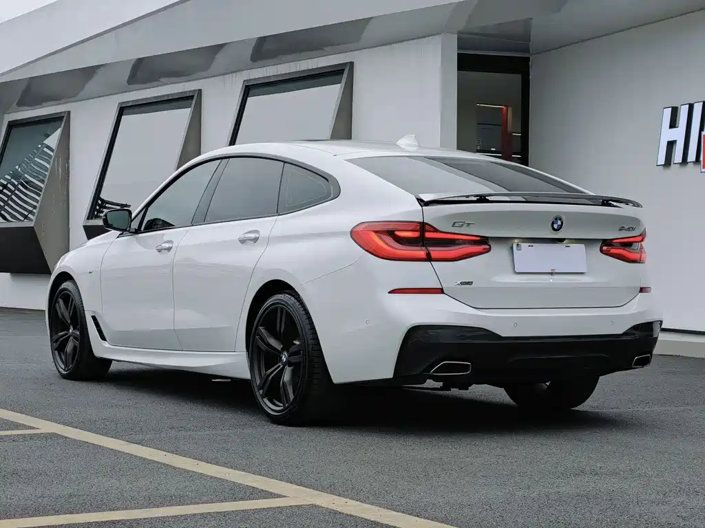 BMW 6 Series GT 640 i xDrive M Sport Package