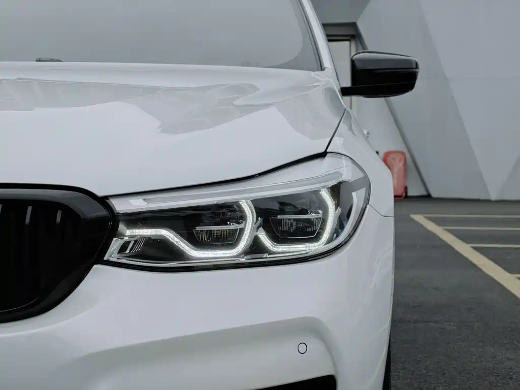 BMW 6 Series GT 640 i xDrive M Sport Package